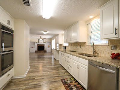 COUNTRY CLUB ESTATES 1ST ADDN - Residential