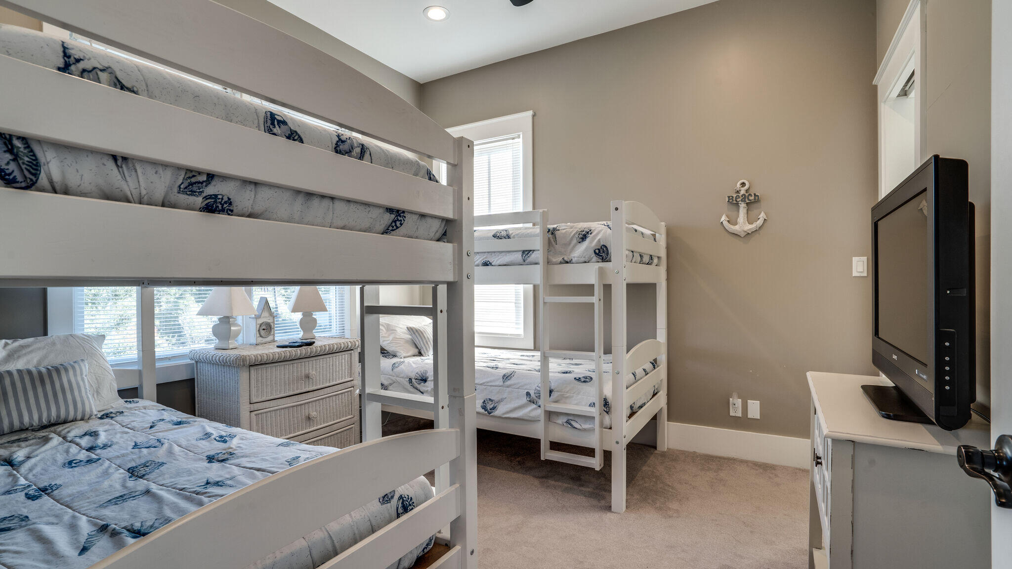 NATUREWALK AT SEAGROVE - Residential