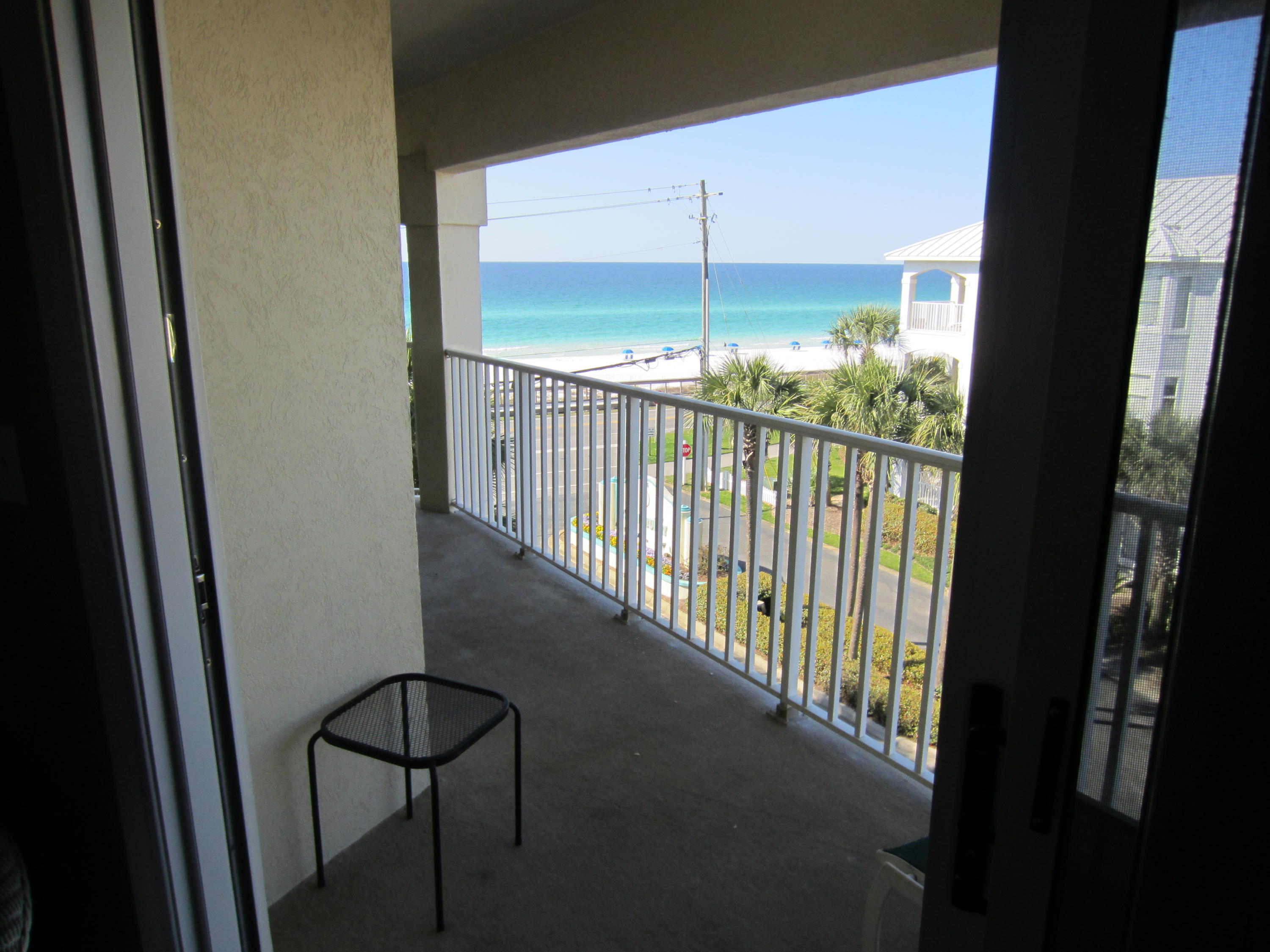 MARAVILLA CONDO 1 - Residential