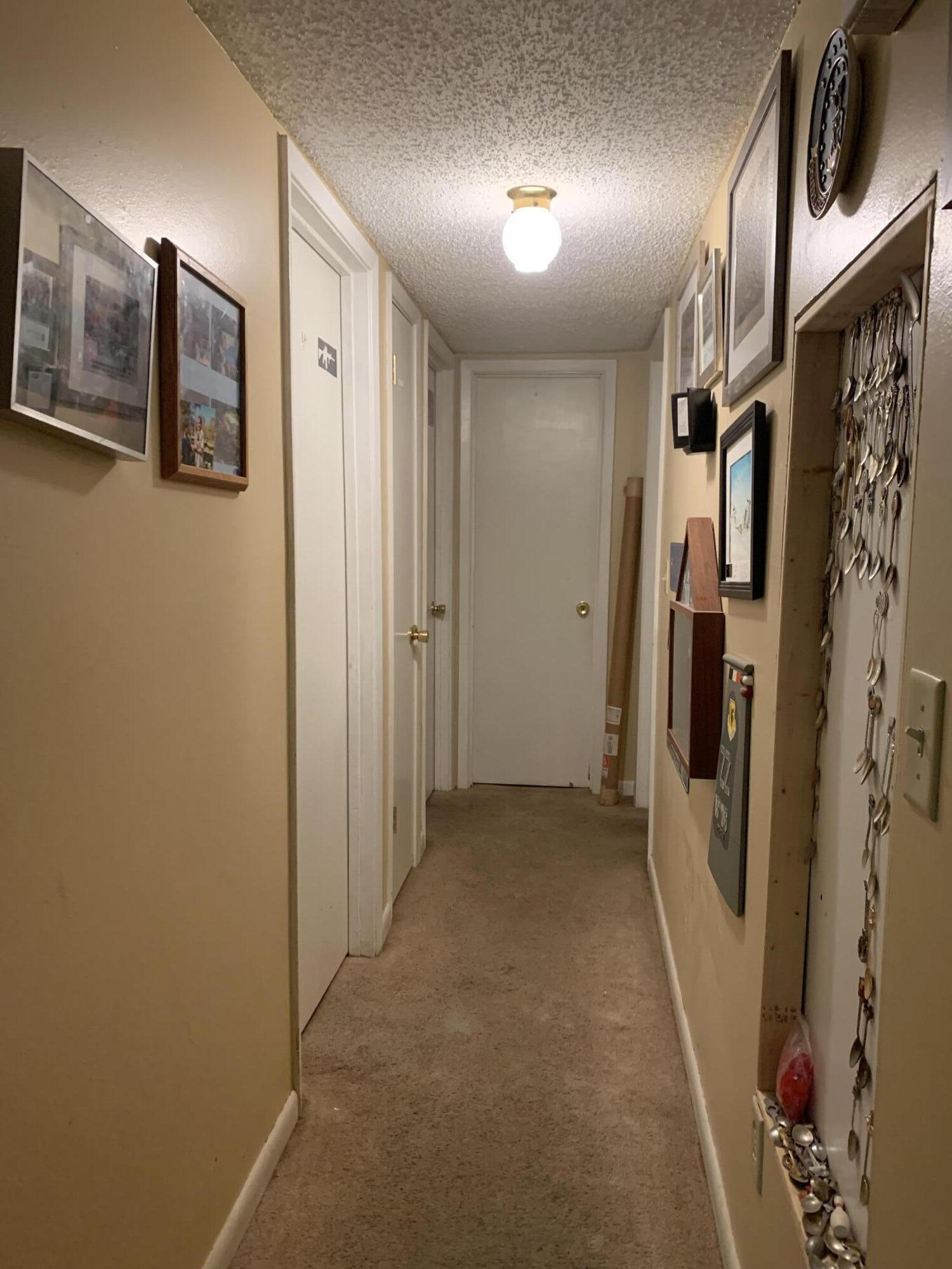 CAROL ANNE MANOR - Residential