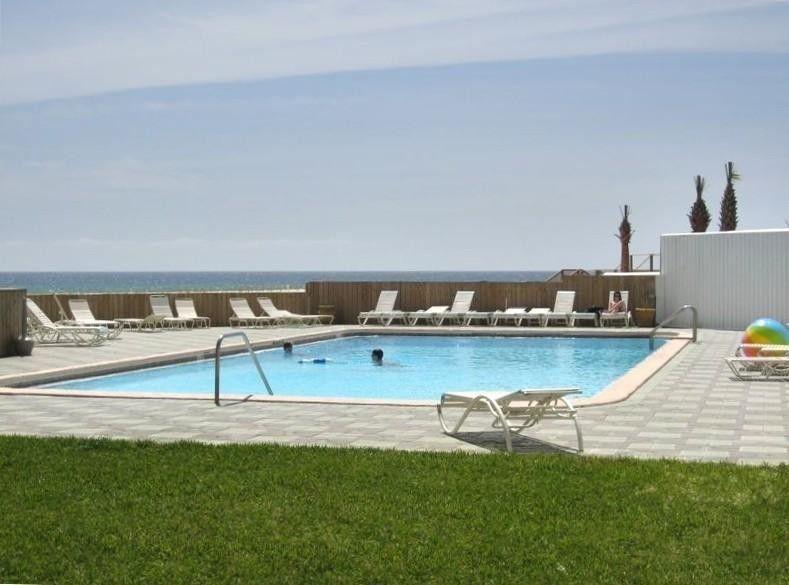 NAVARRE TOWERS CONDO - Residential