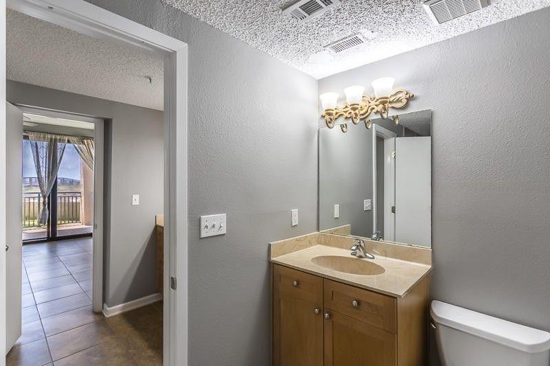 NAVARRE TOWERS CONDO - Residential