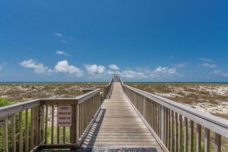 NAVARRE TOWERS CONDO - Residential