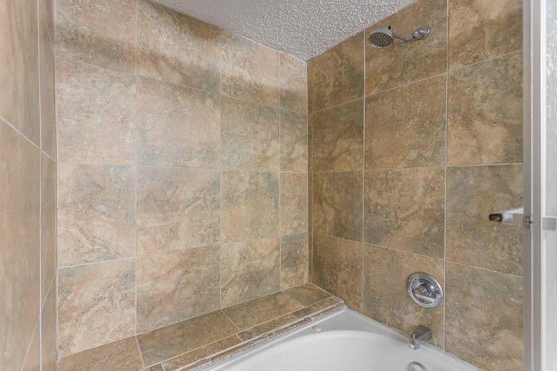 NAVARRE TOWERS CONDO - Residential