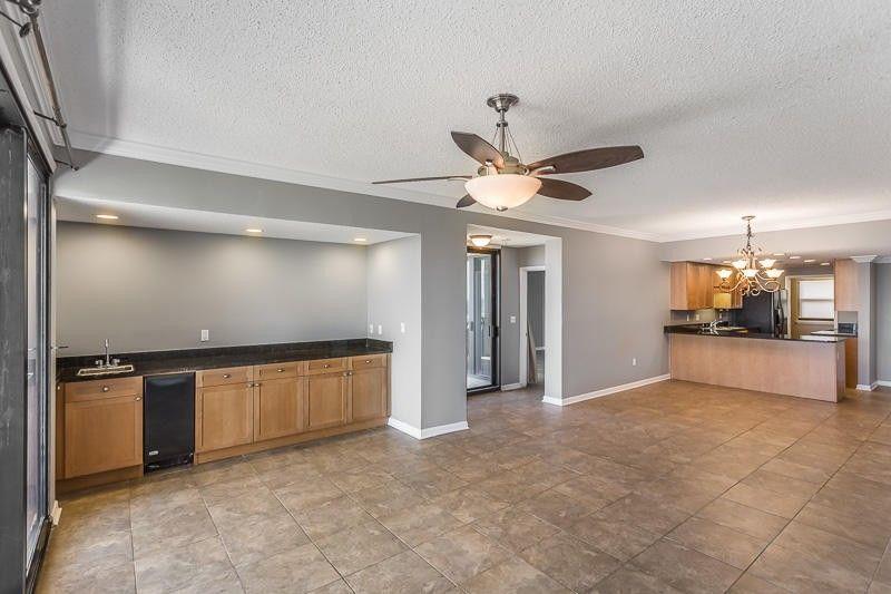 NAVARRE TOWERS CONDO - Residential