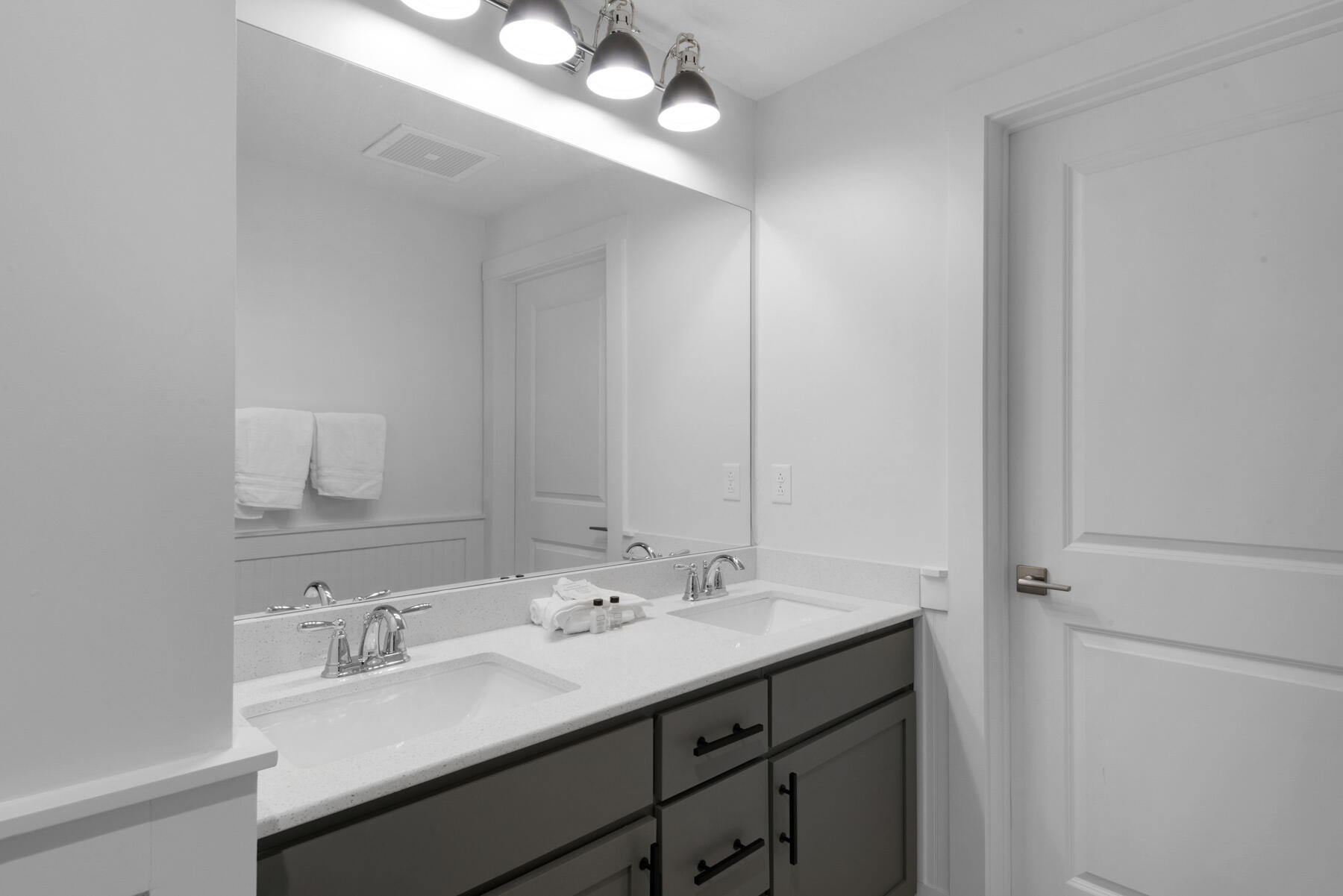 Calypso Towers III - Residential