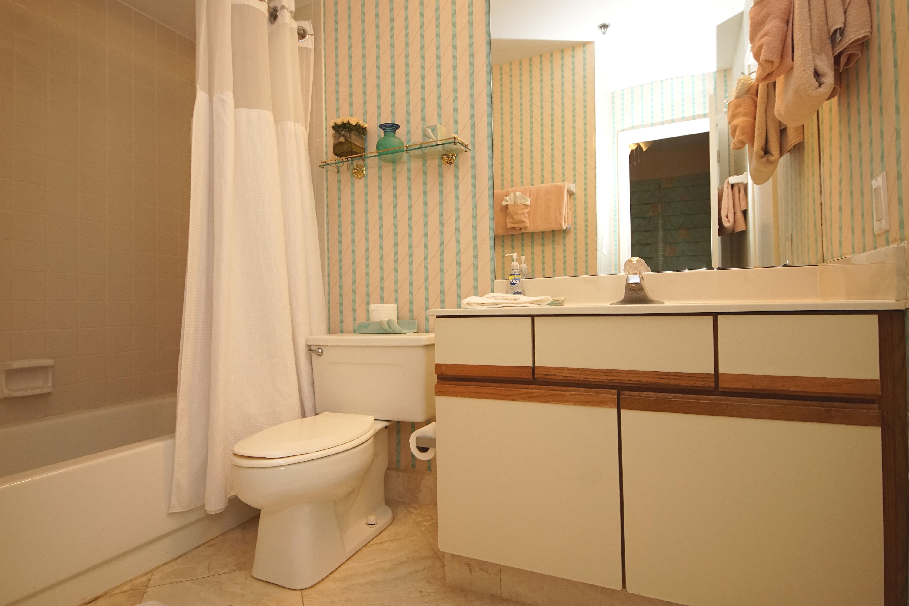 TOPS'L BEACH MANOR - Residential