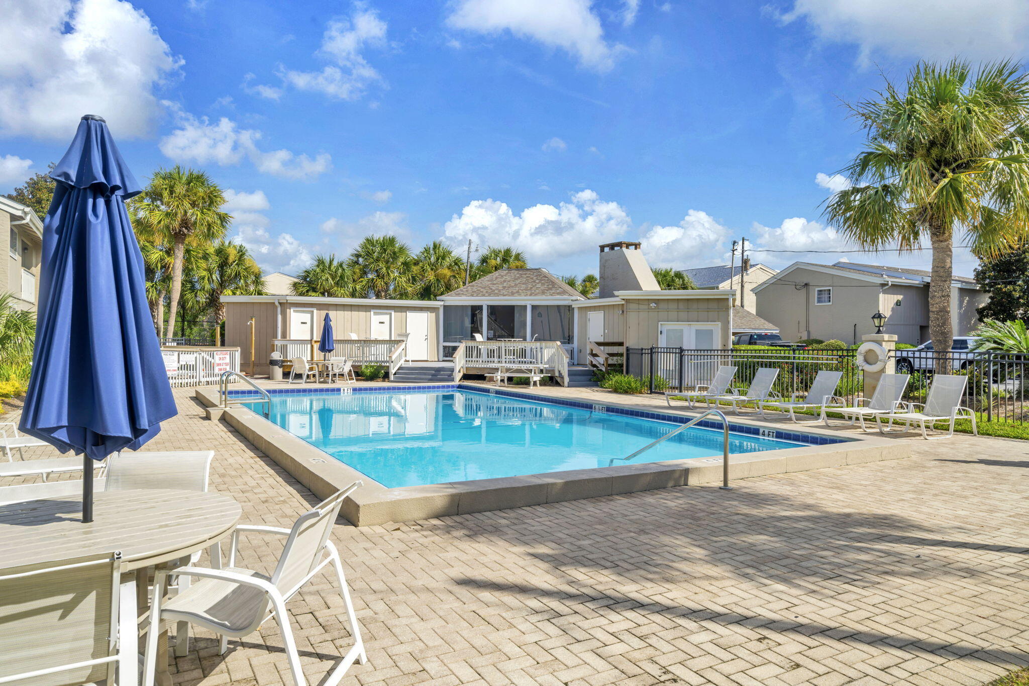 CHATEAU LA MER CONDO - Residential