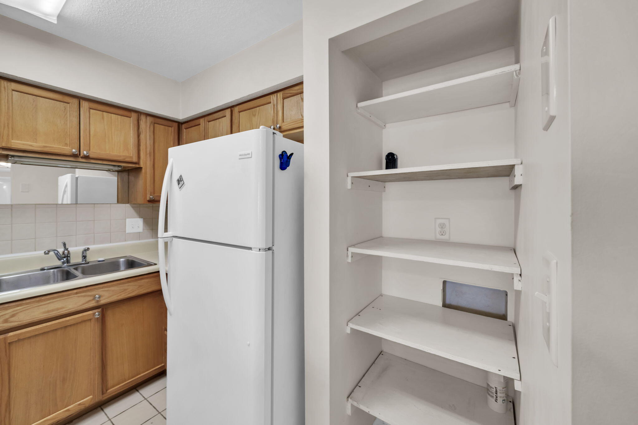 CHATEAU LA MER CONDO - Residential