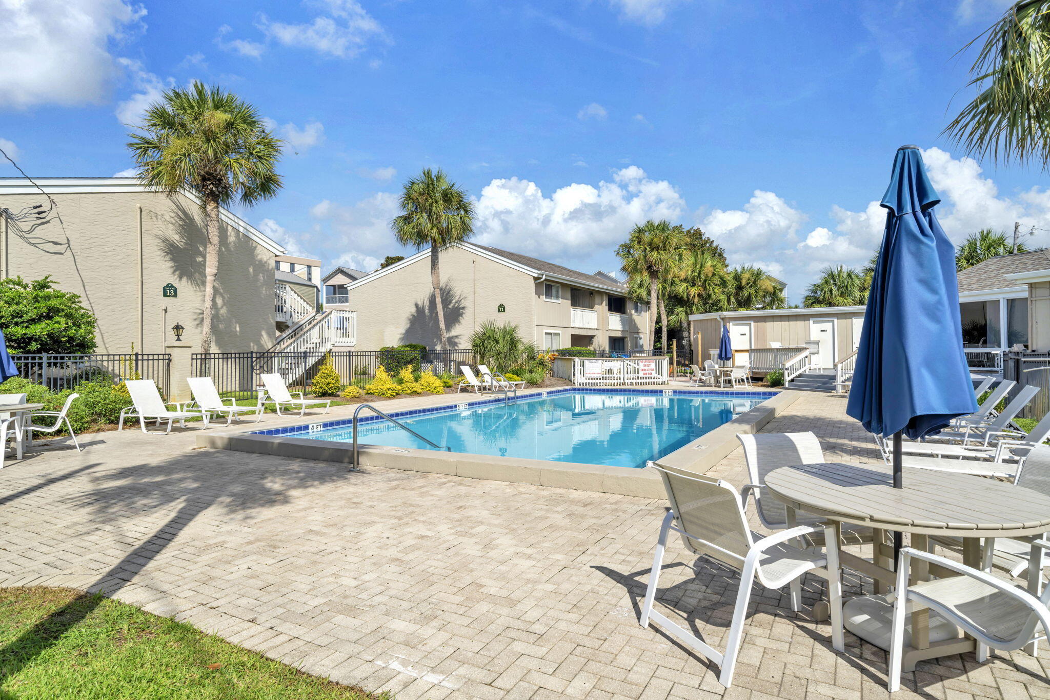 CHATEAU LA MER CONDO - Residential
