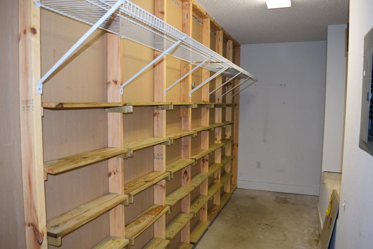 GOLDEN OAKS - Residential