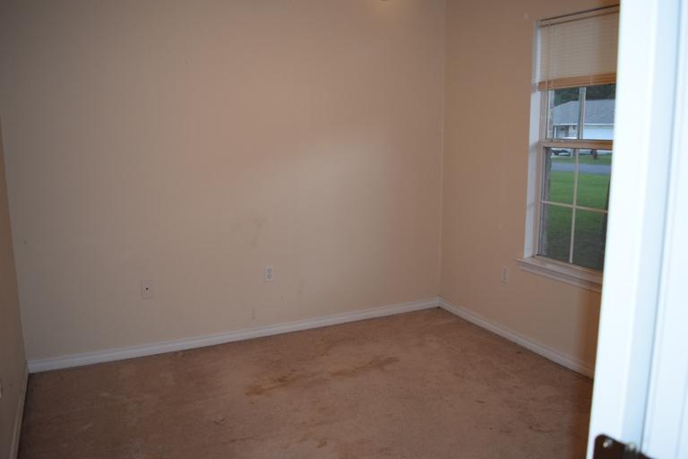 GOLDEN OAKS - Residential