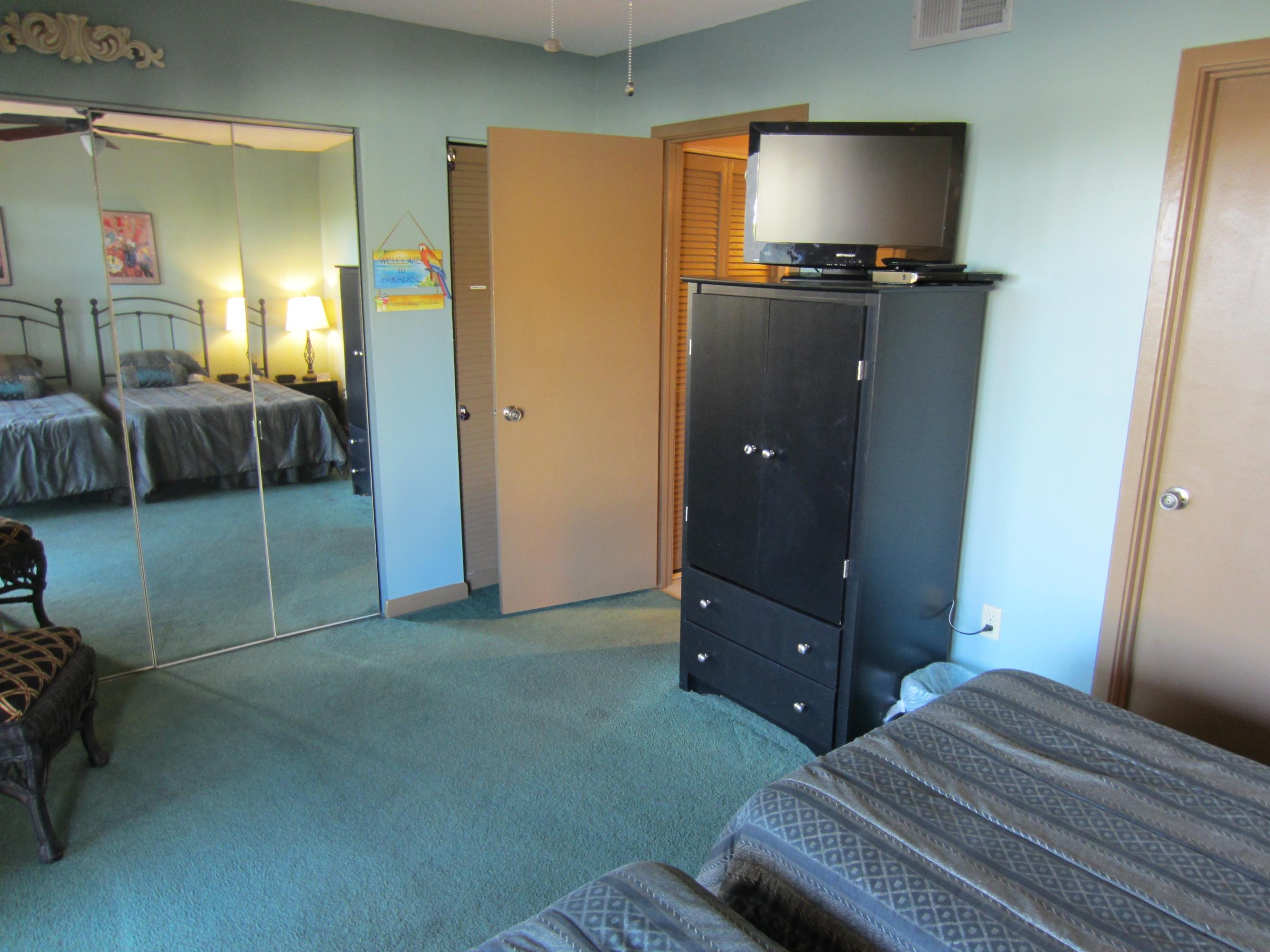 BLUE SURF T/H - Residential