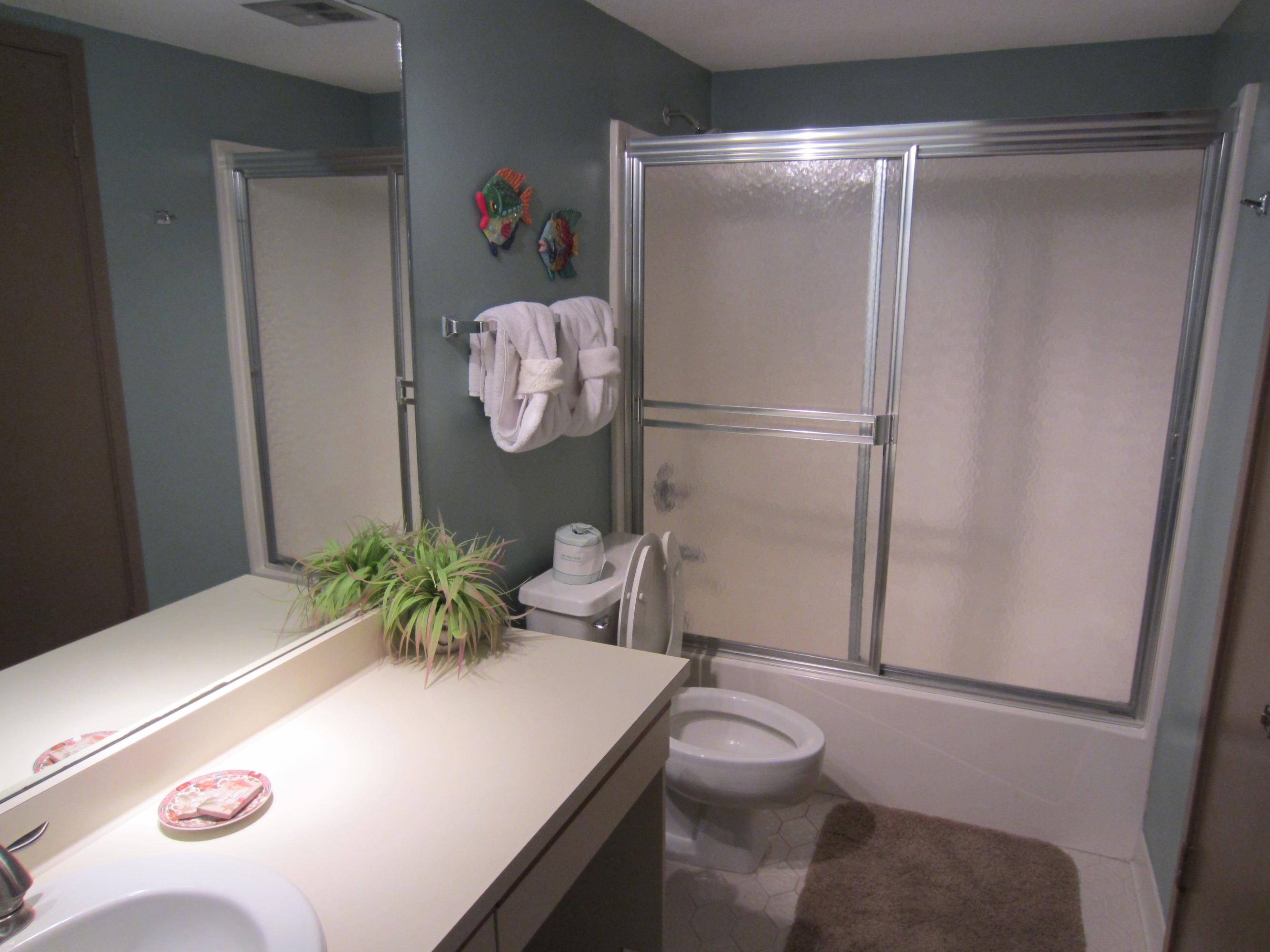 BLUE SURF T/H - Residential