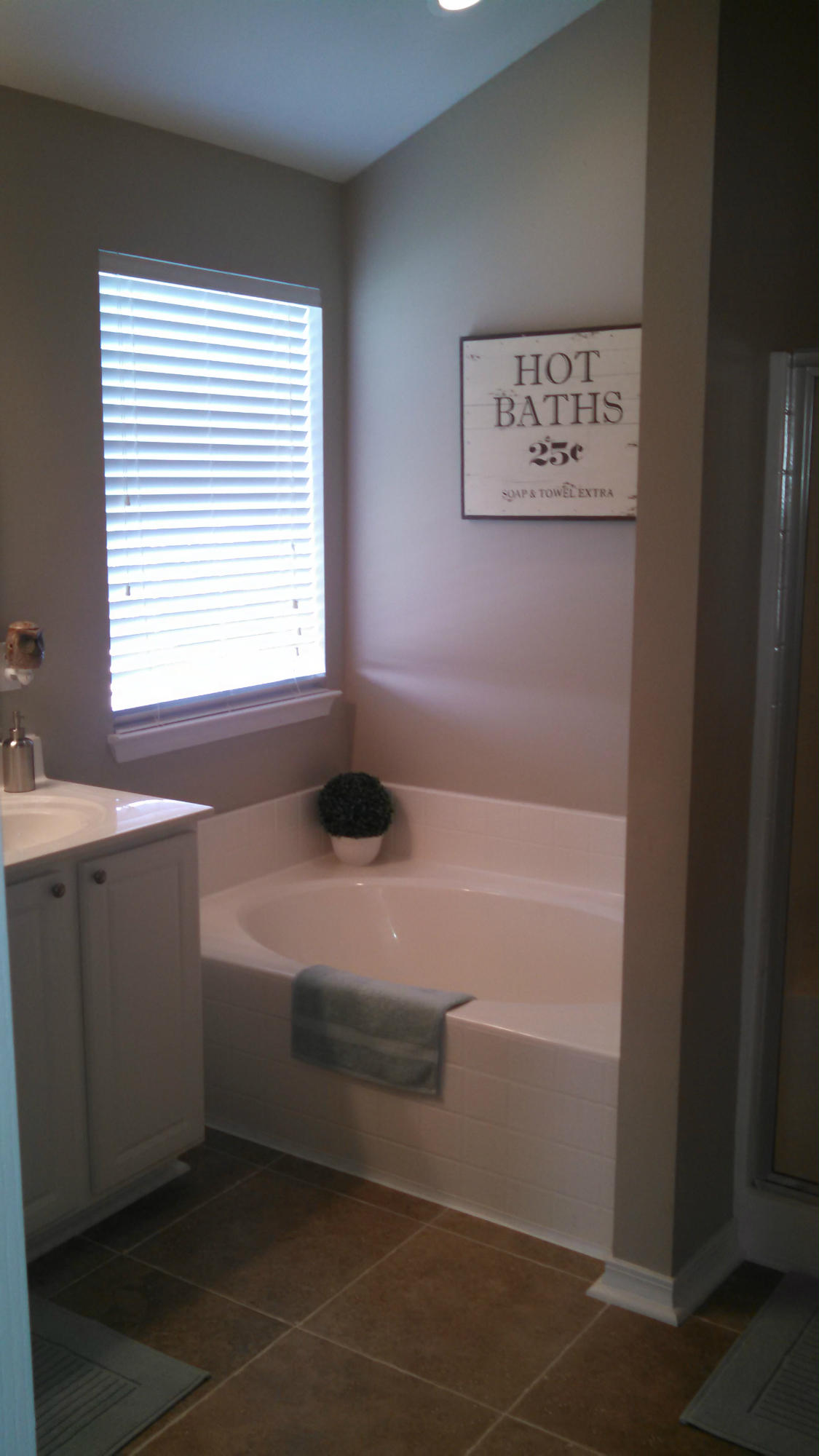 SANDY RIDGE ESTATES - Residential