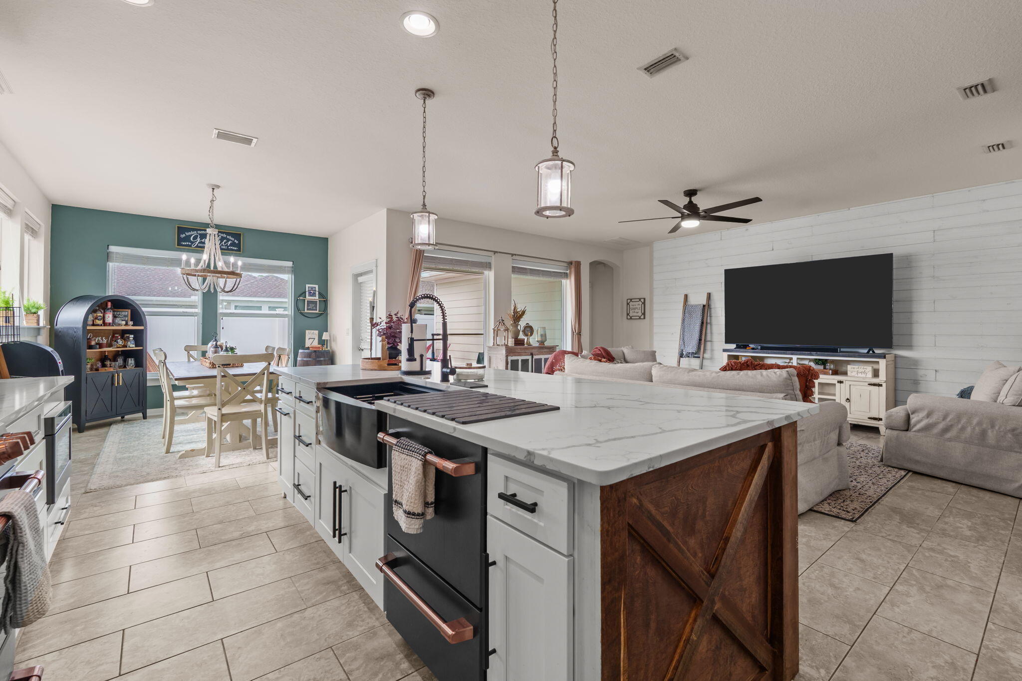 Breakfast Point East - Residential