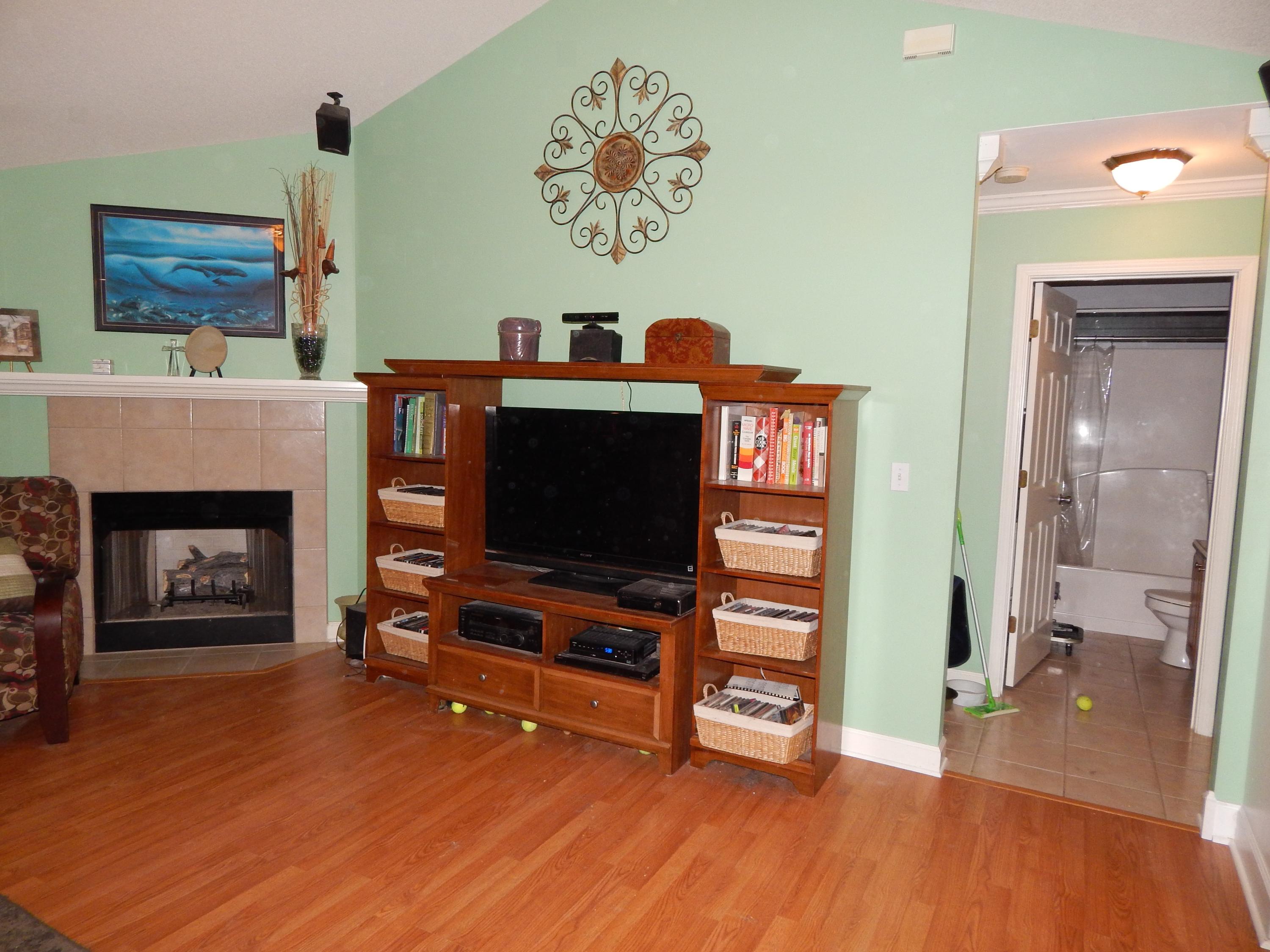 OAK PARK ESTATES - Residential