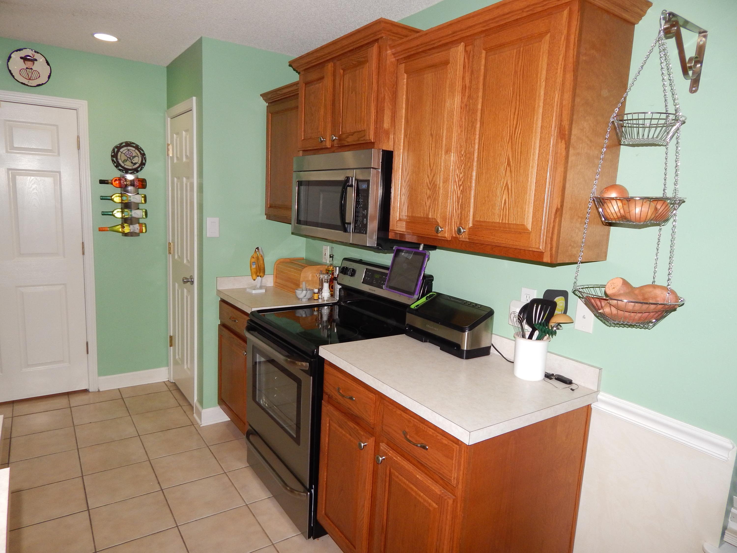 OAK PARK ESTATES - Residential