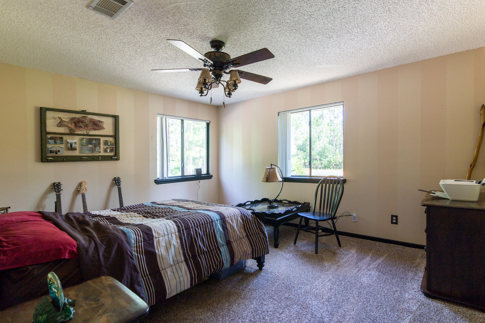 HOLLEY BY THE SEA - Residential