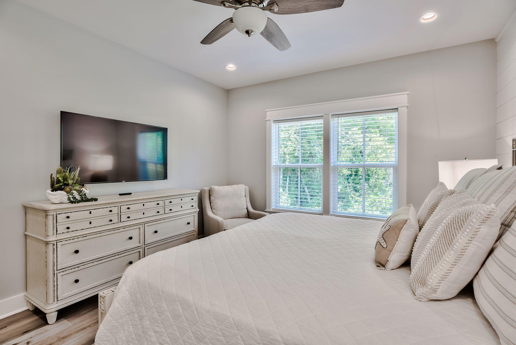 SEACREST - Residential