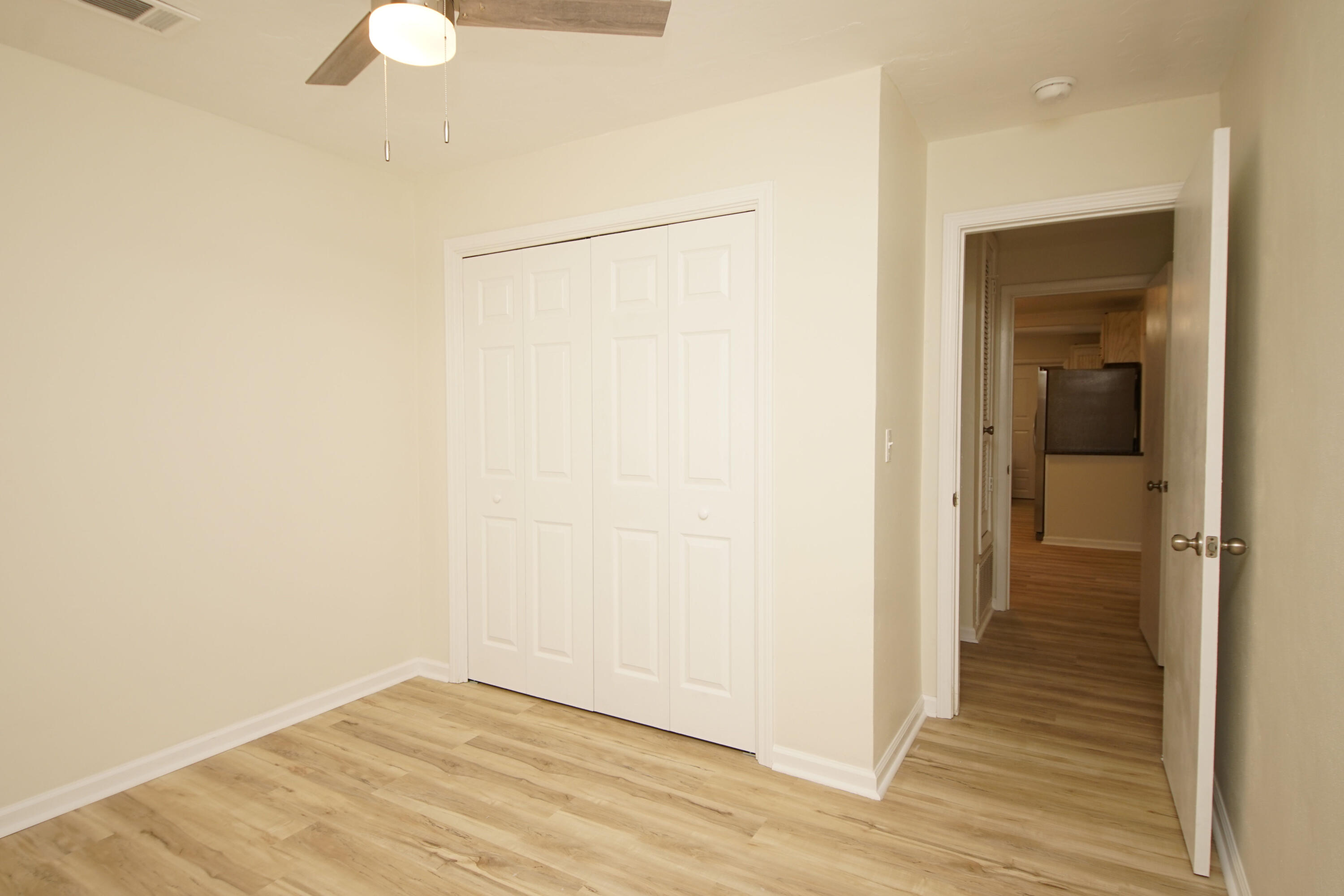 OAK TREE PARK - Residential