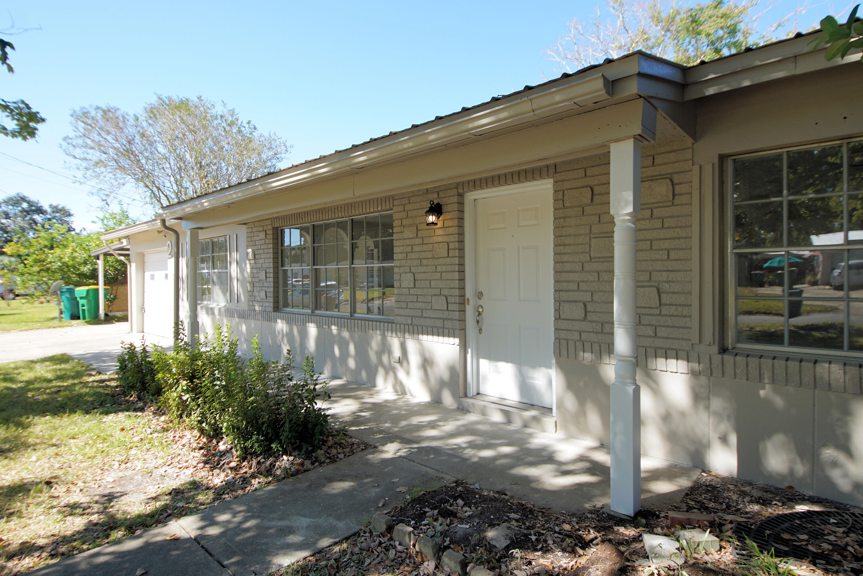 OAK TREE PARK - Residential