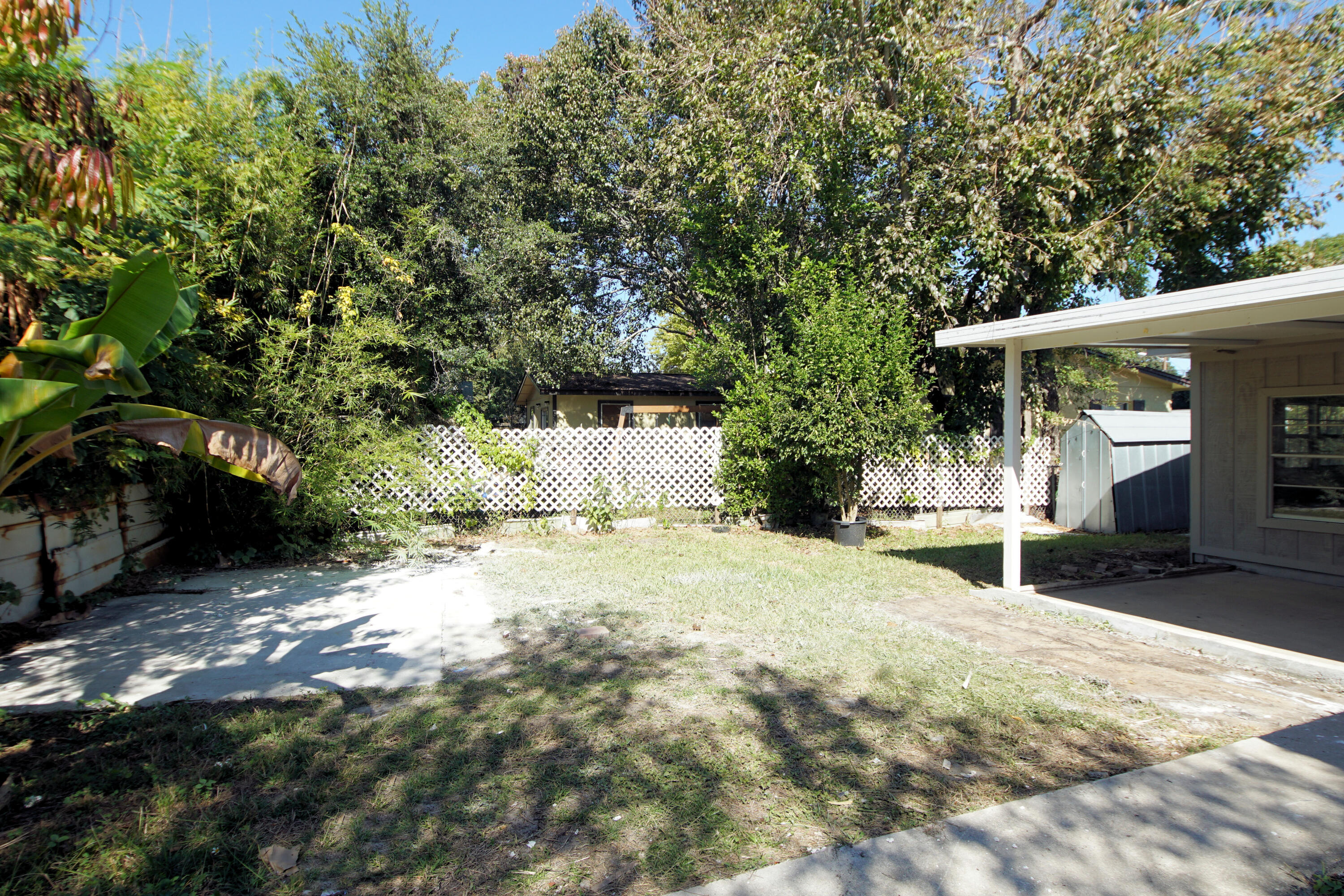 OAK TREE PARK - Residential