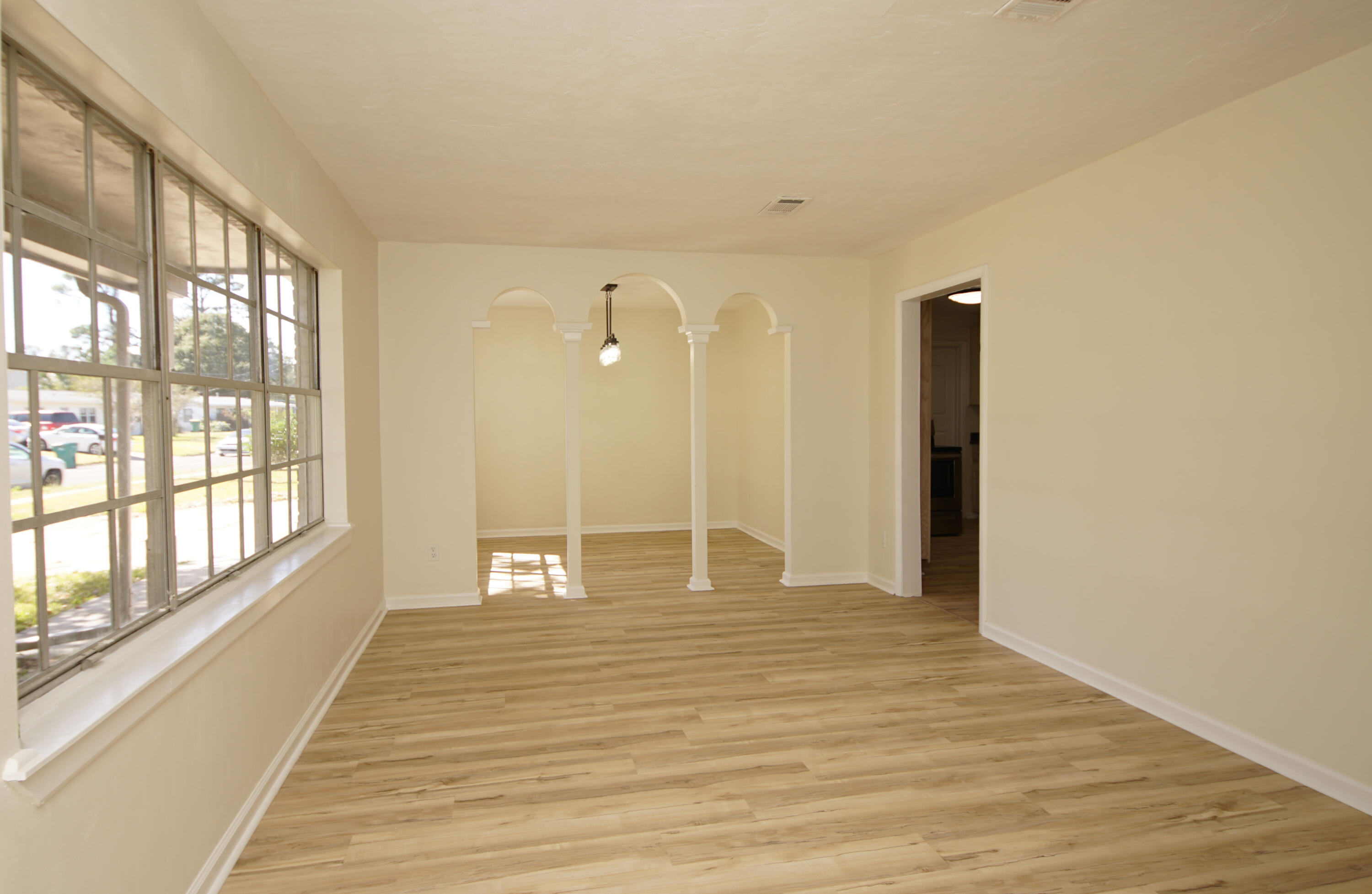 OAK TREE PARK - Residential