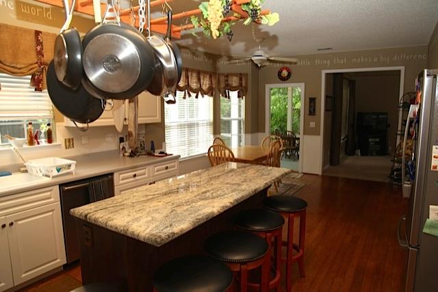 PARKWOOD ESTATES PH 5 - Residential Lease