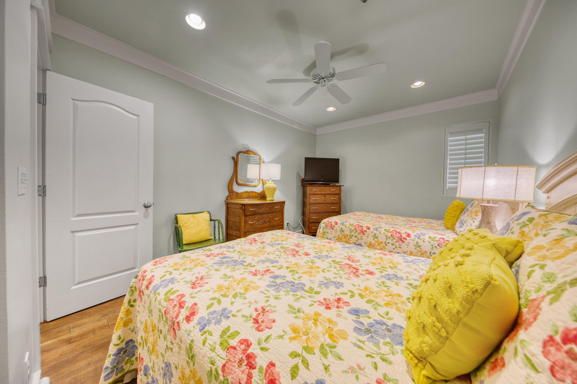 Villas at Sunset Beach - Residential