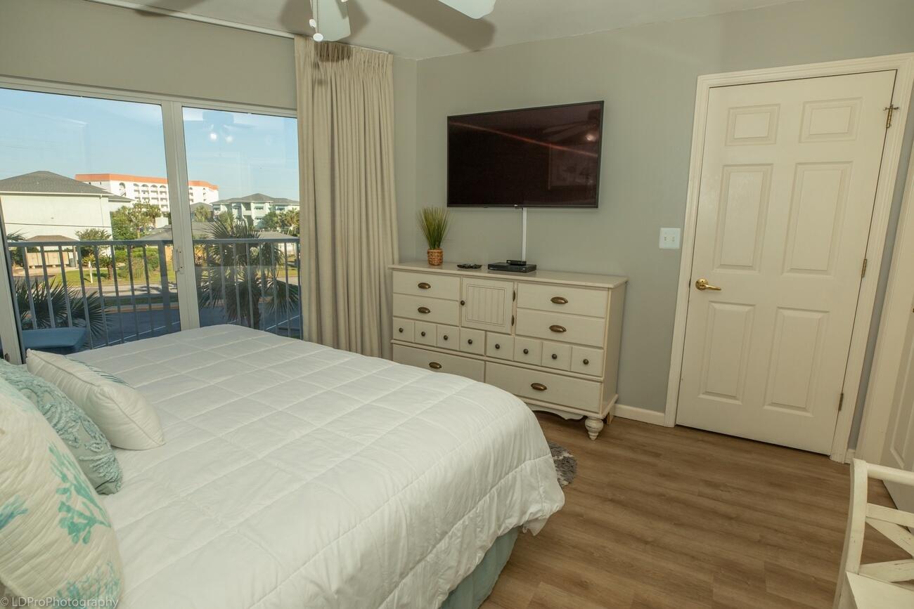 SEACREST CONDOMINIUMS - Residential