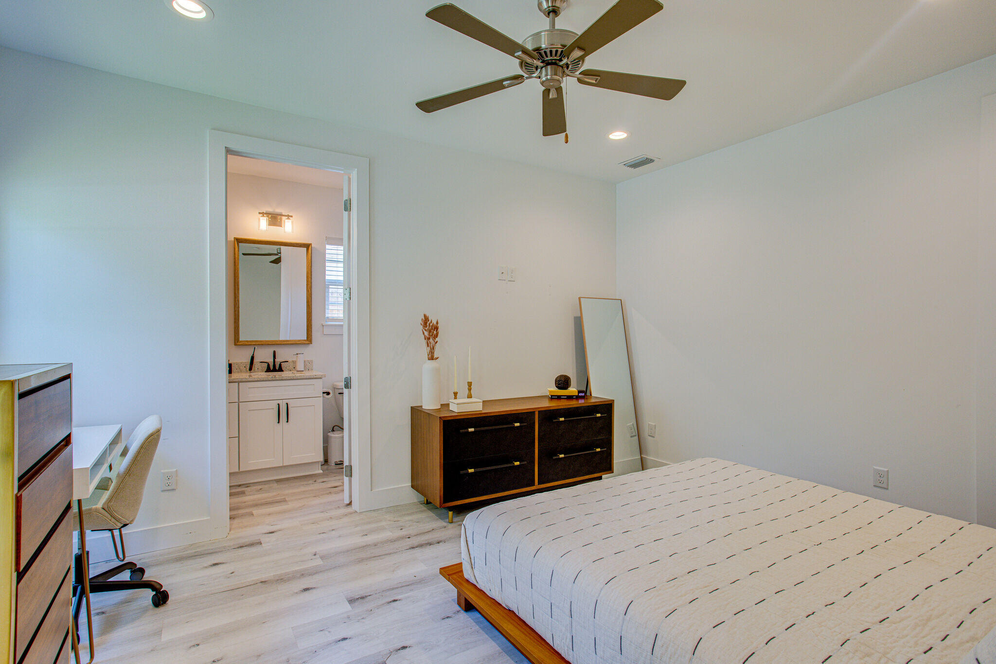 EMERALD HEIGHTS S/D - Residential Lease