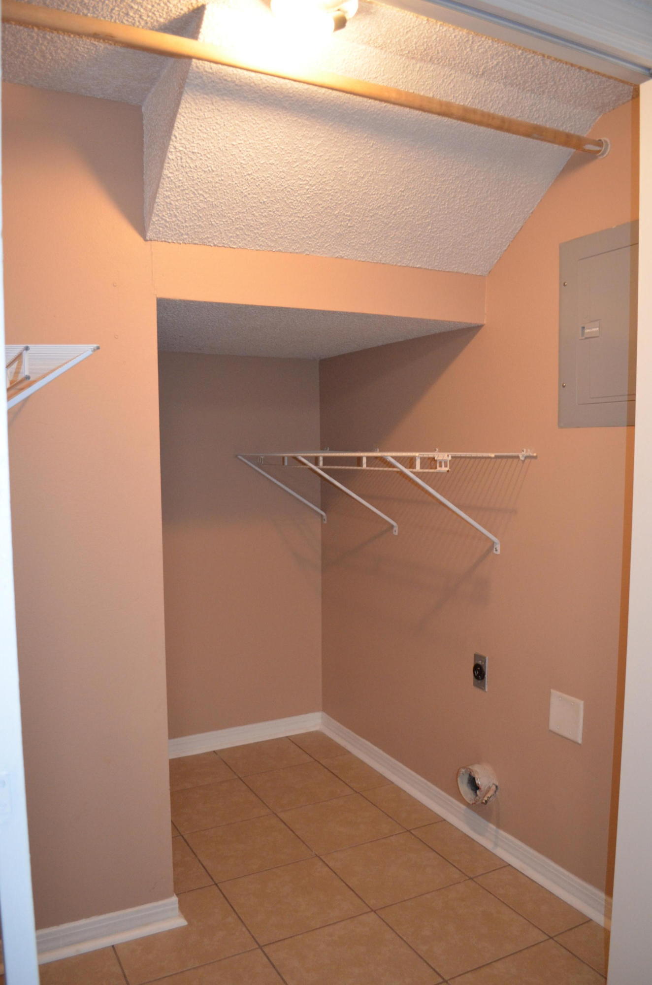SHANGRA WOODS - Residential