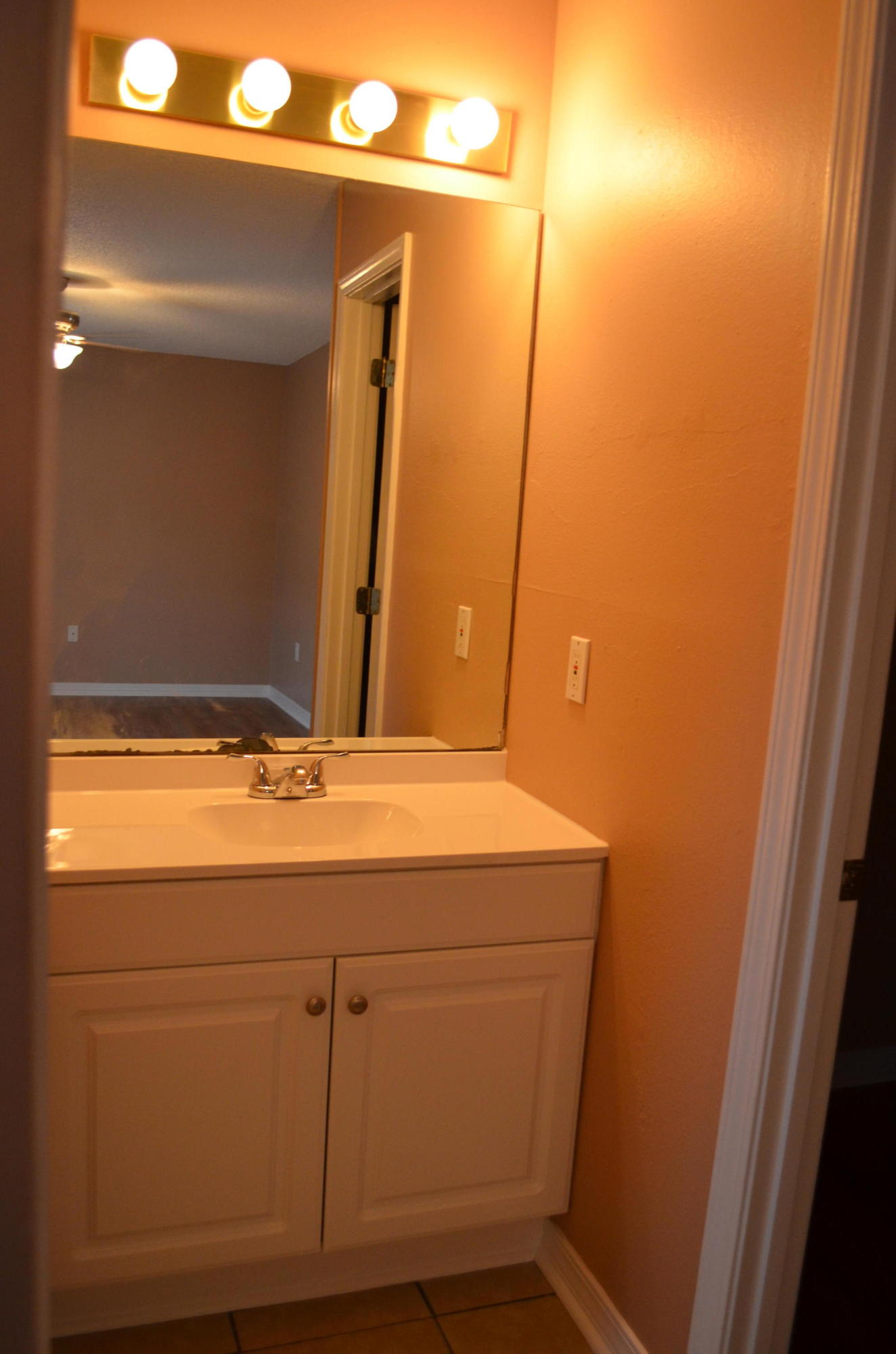 SHANGRA WOODS - Residential