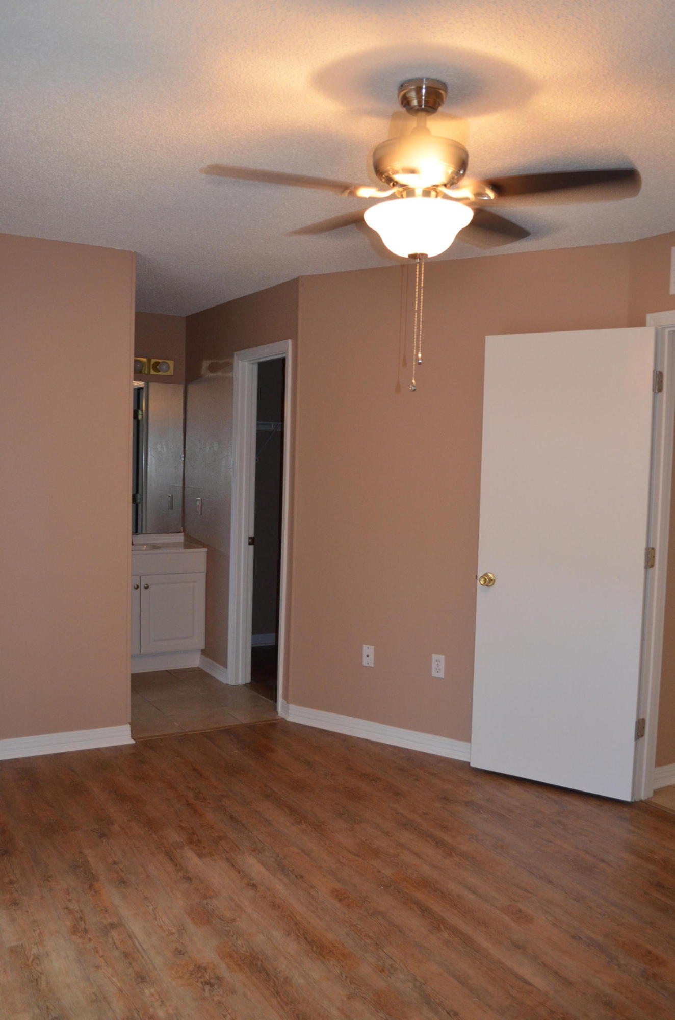 SHANGRA WOODS - Residential
