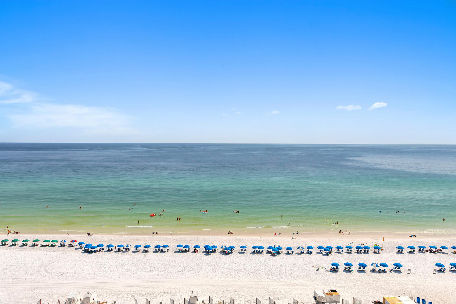 SILVER BEACH TOWERS - Residential