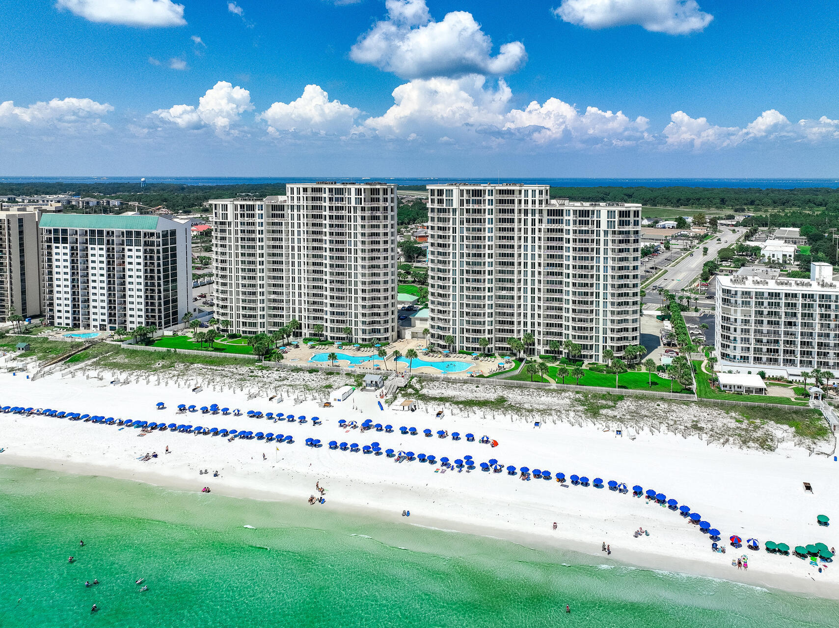SILVER BEACH TOWERS - Residential