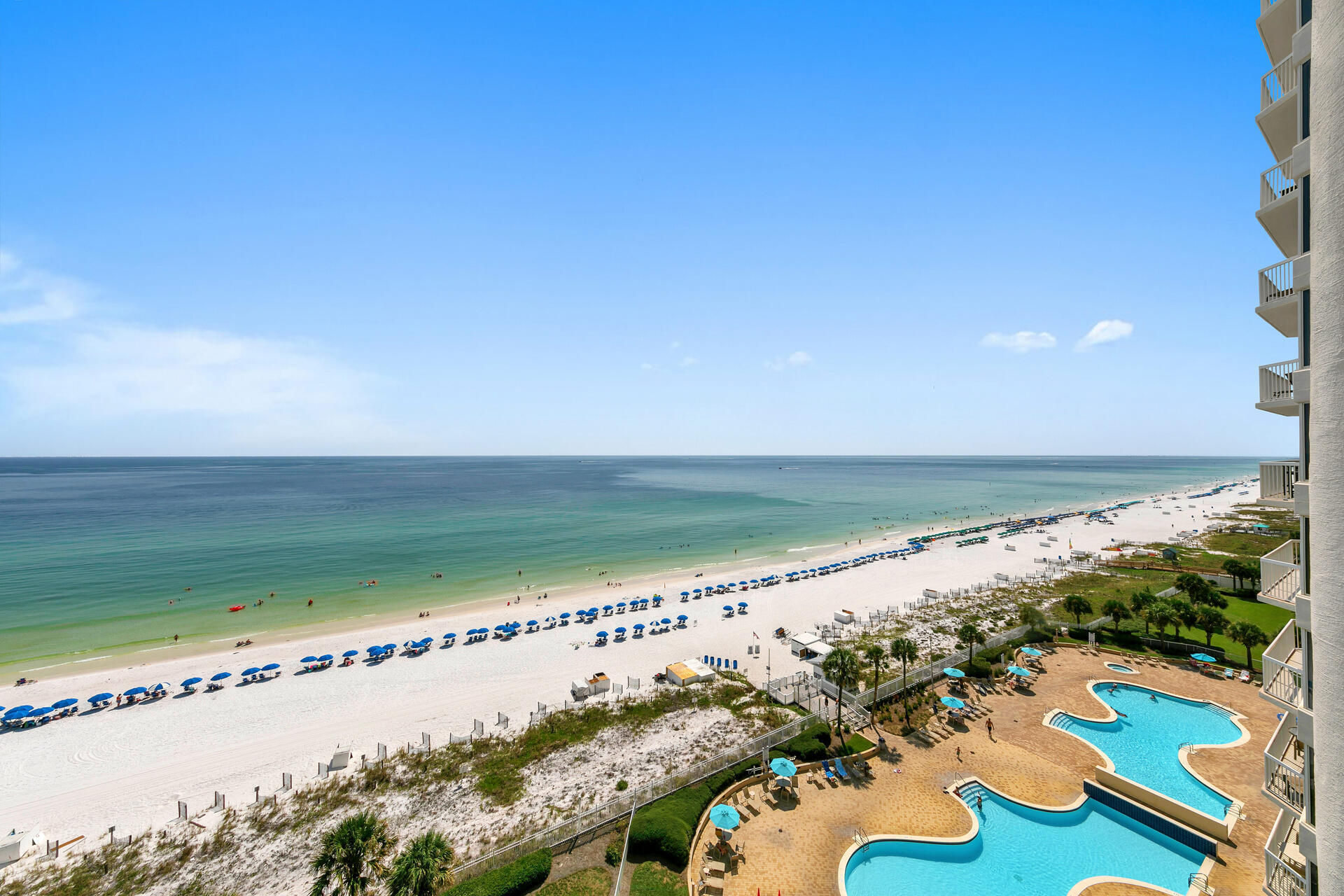 SILVER BEACH TOWERS - Residential