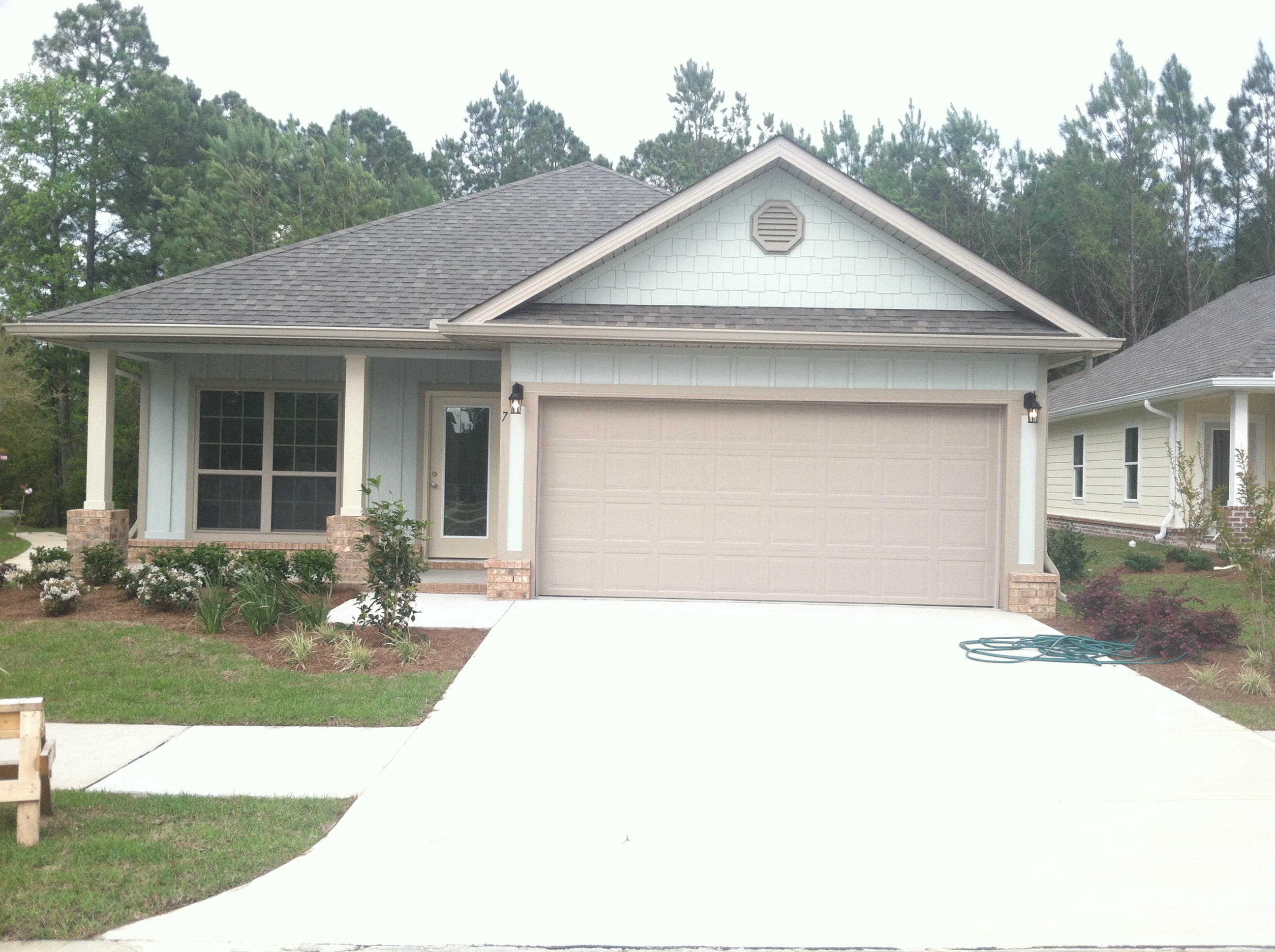 This OPEN 1 story Oakley floor plan has it all including Crown Molding and 6'' Full gutters. Three bedrooms and two baths with additional study/dining. This kitchen is perfect for entertainment with an island, granite countertops, SS appliances, upgraded Brushed Nickel Fixtures and recessed lighting. Home also features granite vanities in all bathrooms. Great location near the intersection of Highway 331 and Highway 20. Close to Eglin Air Force Base, Destin, Santa Rosa Beach and about 15 minutes to Interstate 10. Lagrange Landing features a community pool, fishing dock, and sidewalks lined with oak trees. Home to be completed March2014.