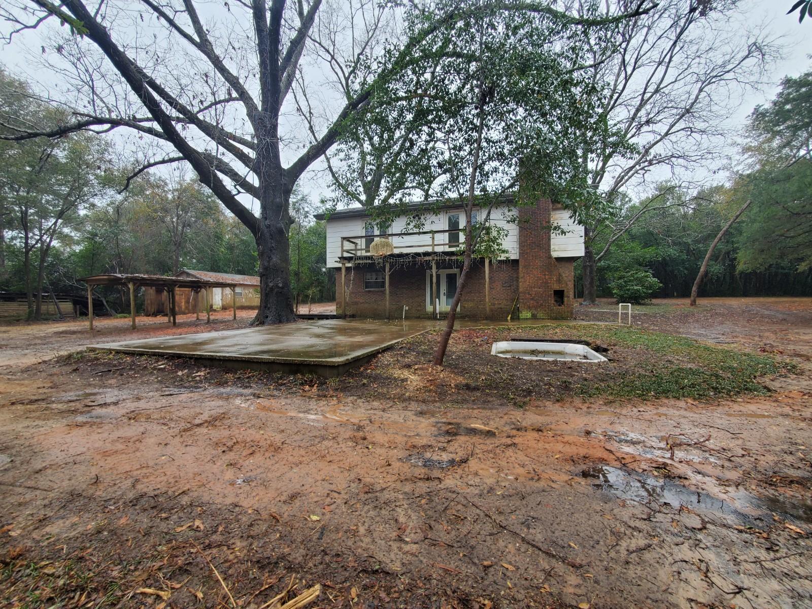 CRESTVIEW - Residential