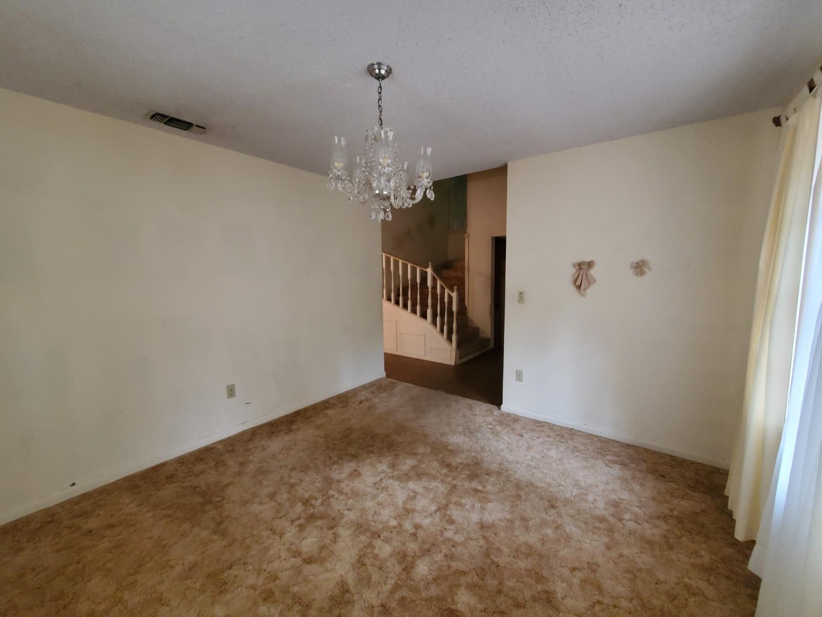 CRESTVIEW - Residential