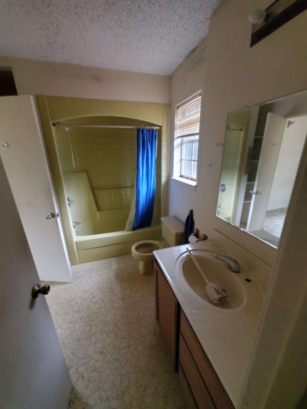 CRESTVIEW - Residential