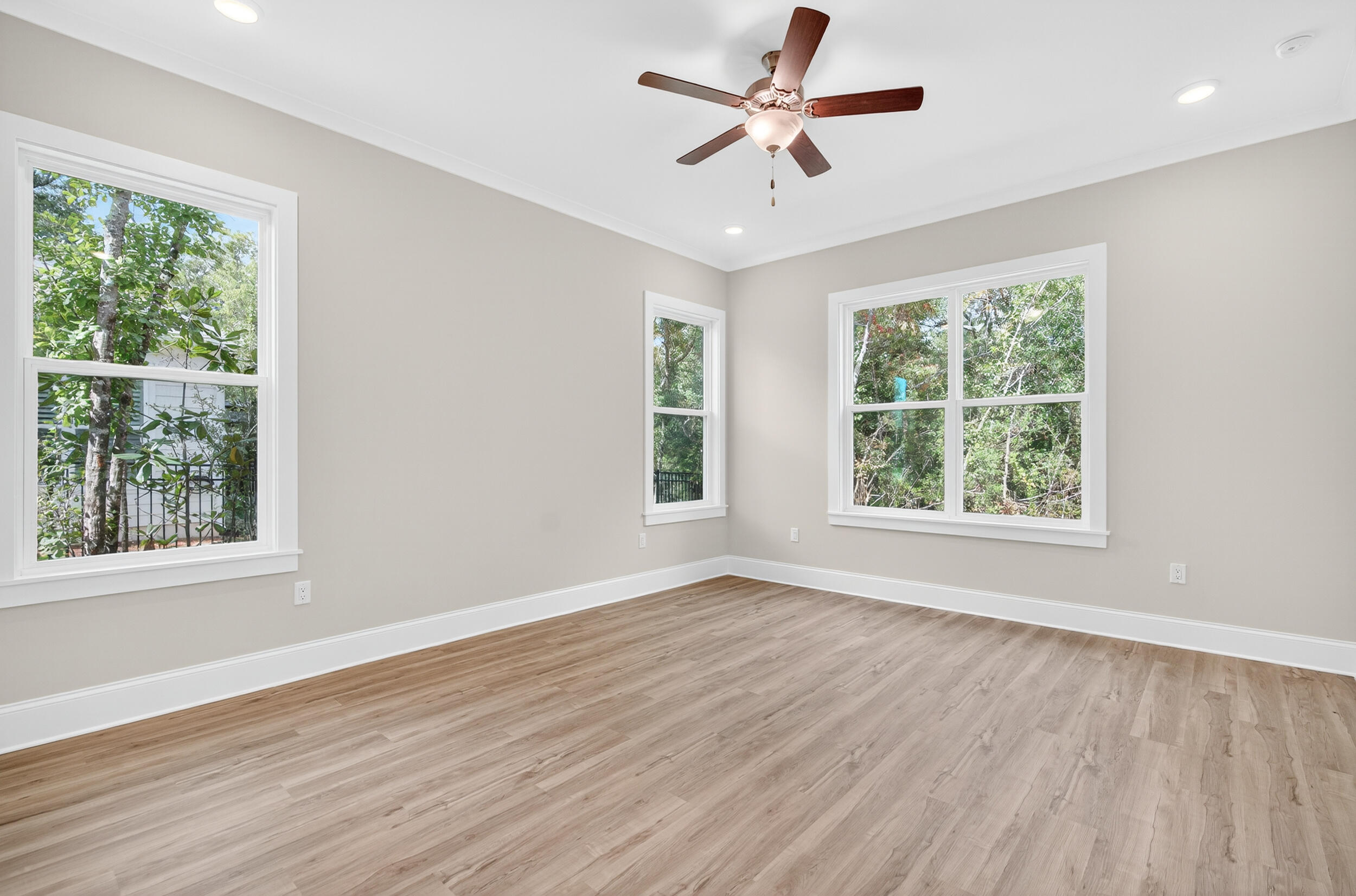 MAGNOLIA BAY ESTATES - Residential