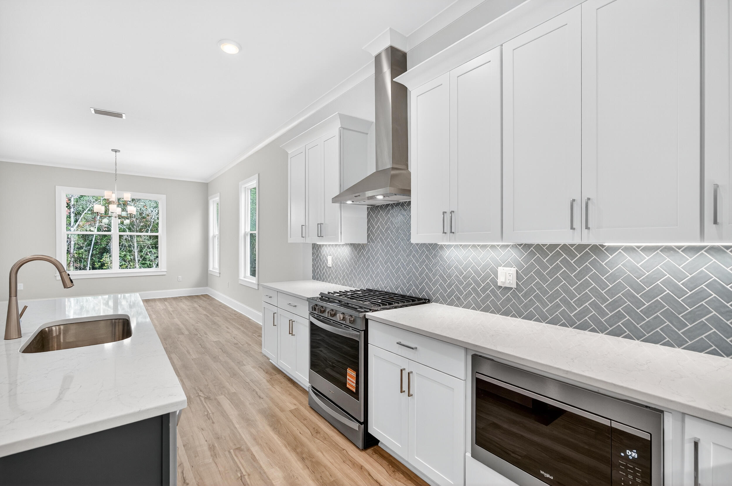 MAGNOLIA BAY ESTATES - Residential