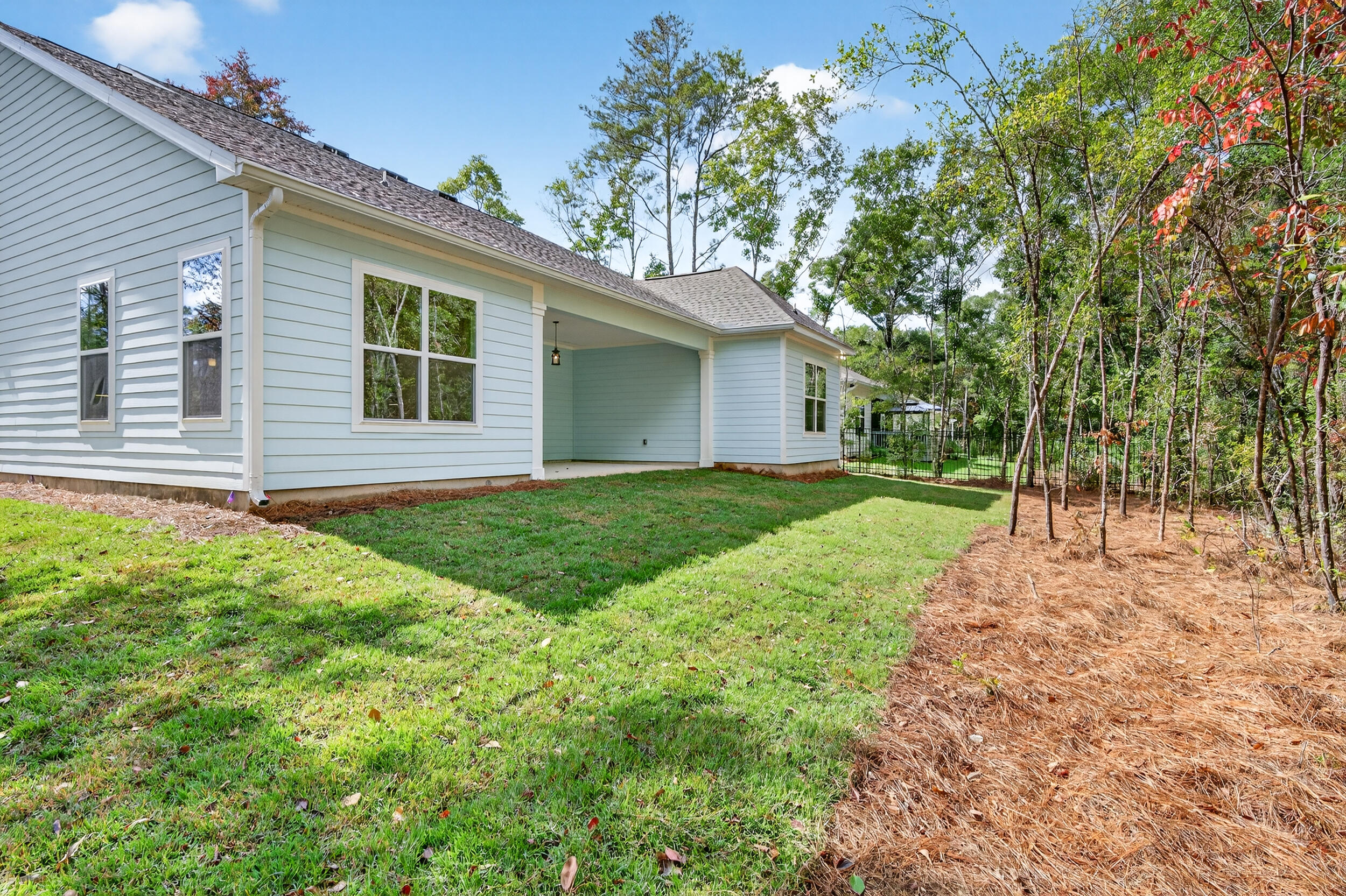 MAGNOLIA BAY ESTATES - Residential