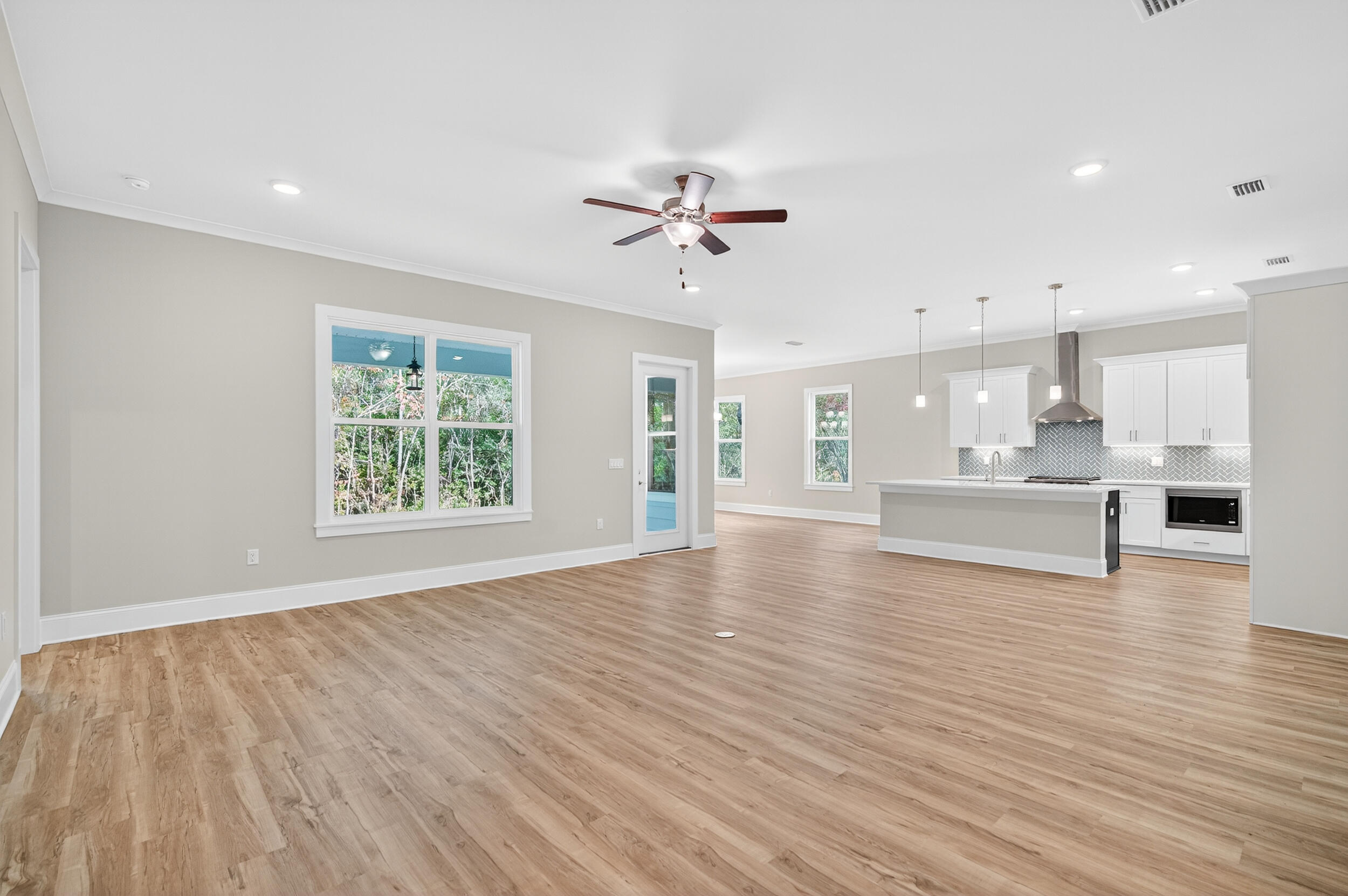 MAGNOLIA BAY ESTATES - Residential