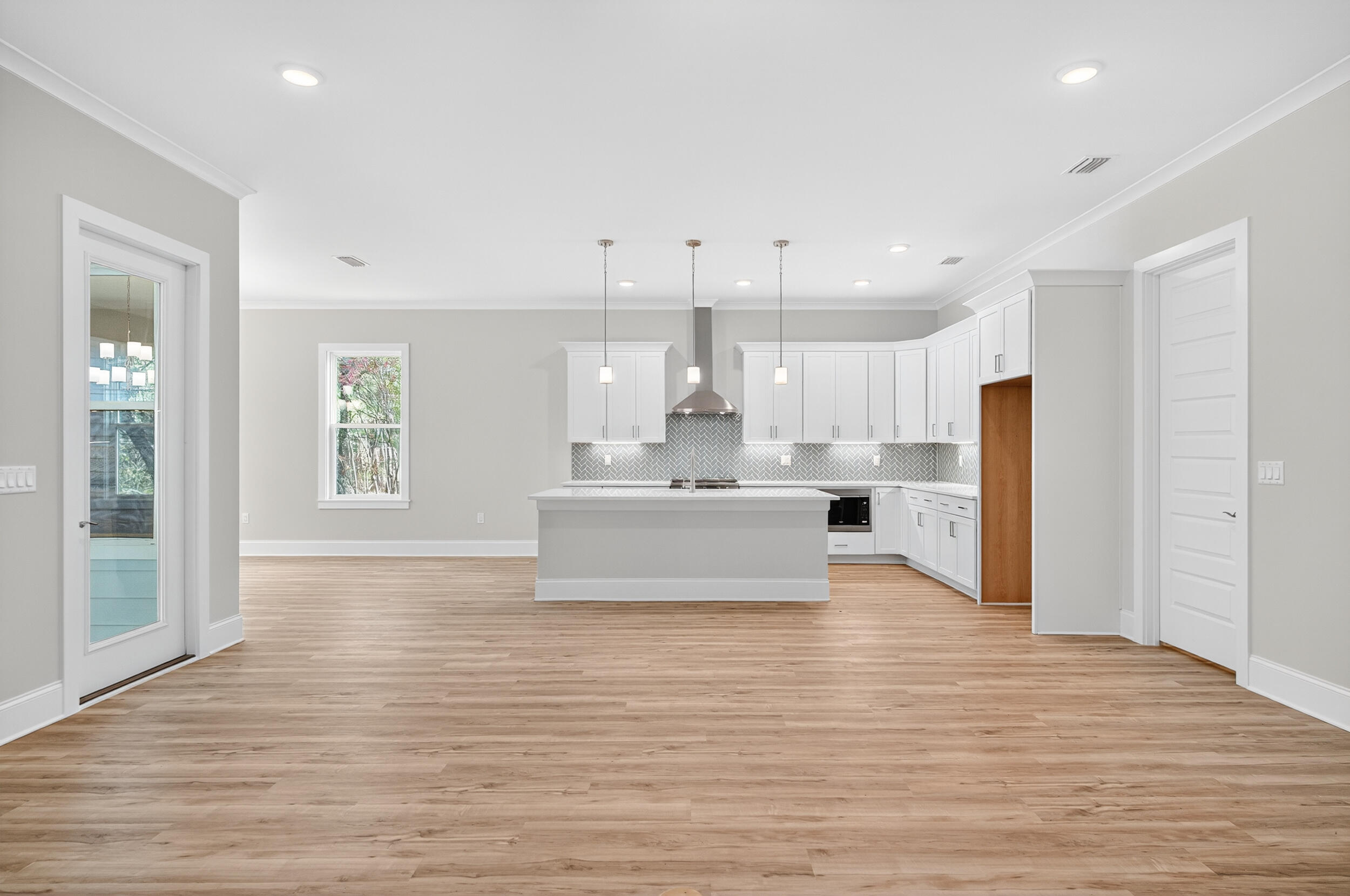 MAGNOLIA BAY ESTATES - Residential