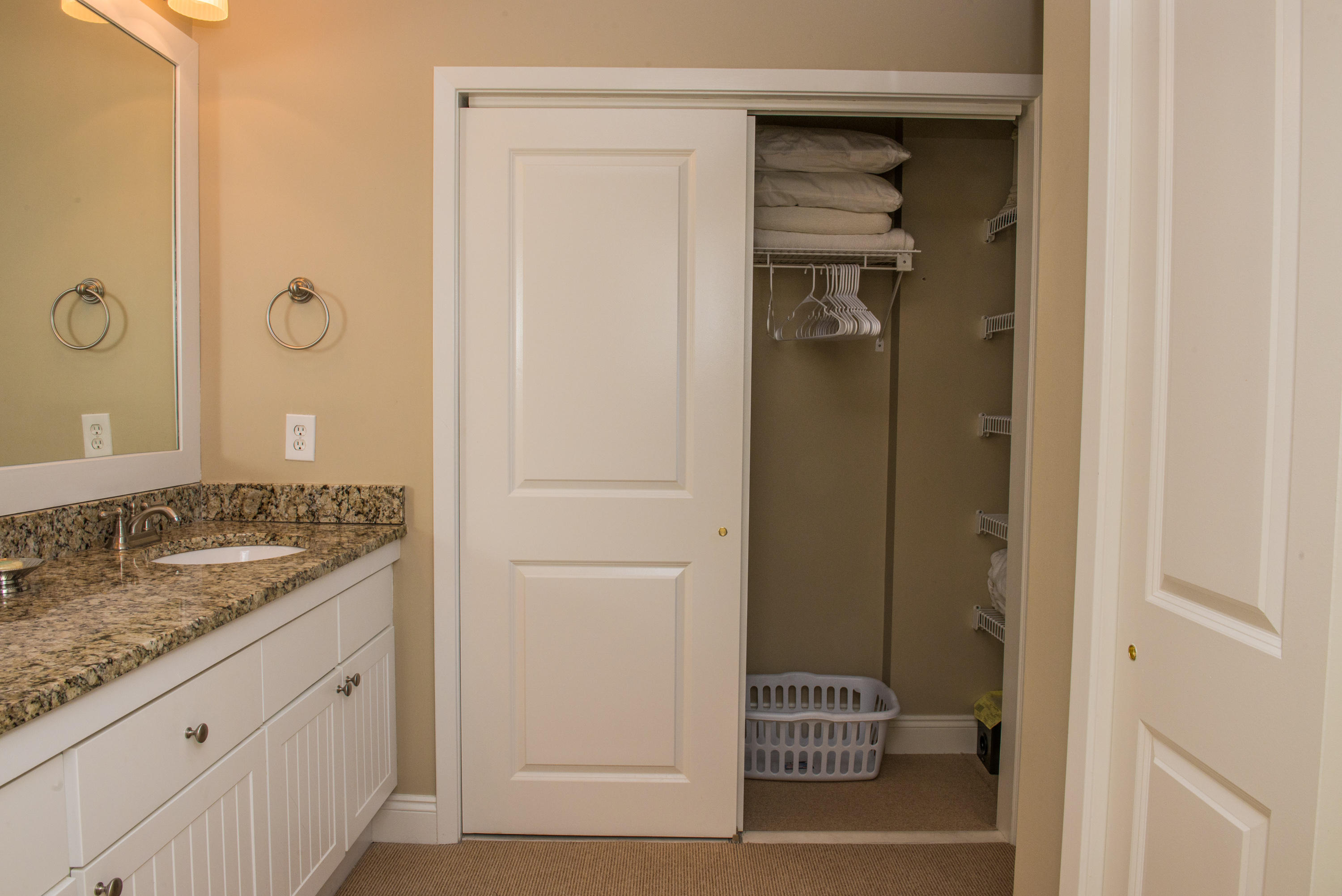 TOPS'L BEACH MANOR - Residential