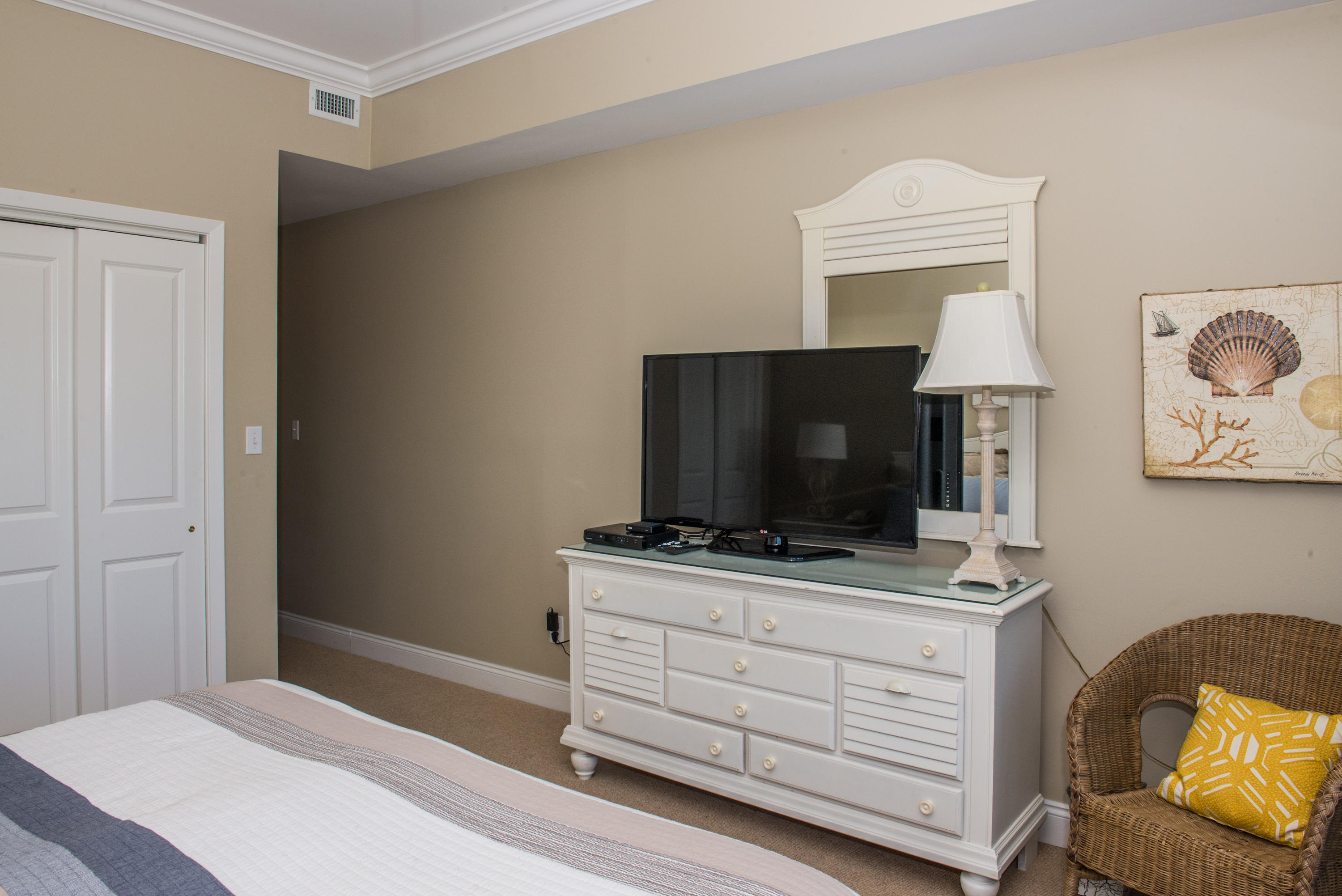 TOPS'L BEACH MANOR - Residential