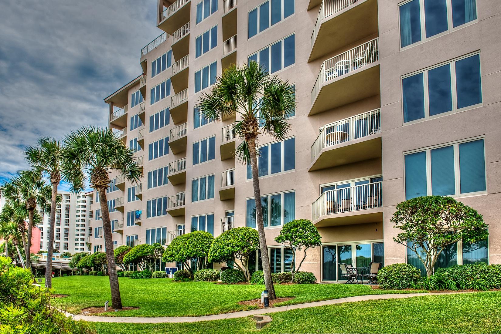 TOPS'L BEACH MANOR - Residential